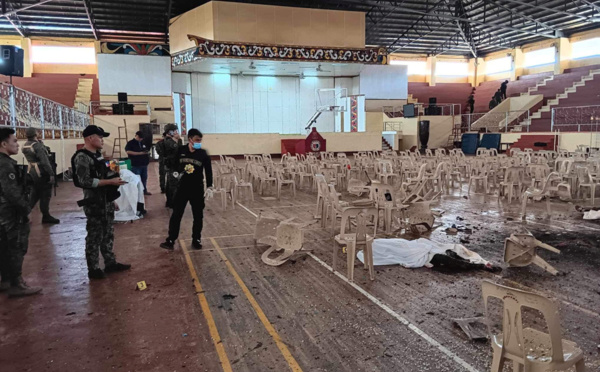 Une explosion lors d'un office religieux dans le sud des Philippines fait au moins trois morts