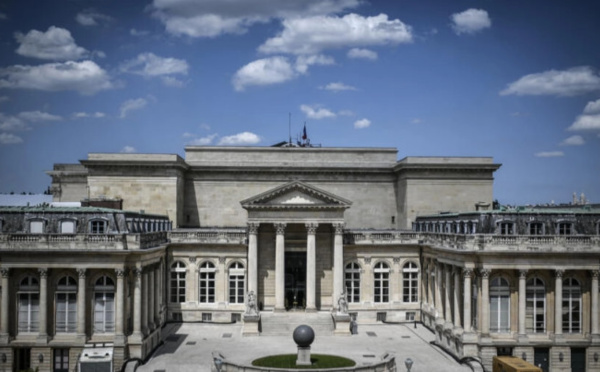 Immigration: l'Assemblée nationale rejette un texte demandant à Paris de dénoncer l'accord franco-algérien de 1968