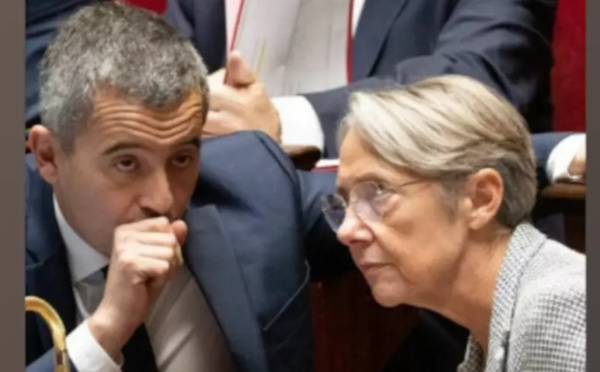 Loi immigration en France: le gouvernement négocie pied à pied avec la droite avant la réunion de la Commission mixte paritaire