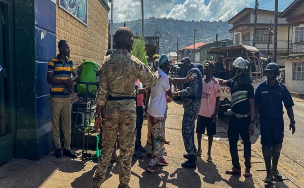 Sierra Leone: douze personnes inculpées après la «tentative de coup d'État» fin novembre
