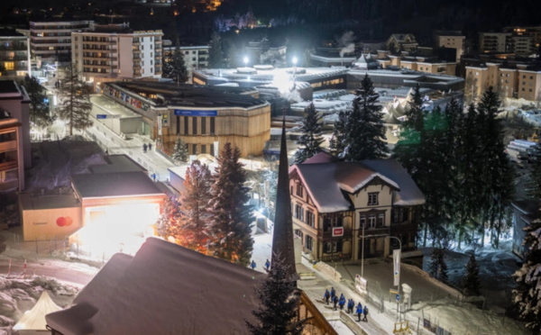 Avant Davos, Oxfam dénonce l'enrichissement des milliardaires