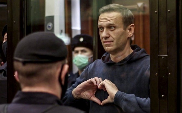 Deux suspects dans l'agression d'un proche d'Alexeï Navalny arrêtés en Pologne (président lituanien)