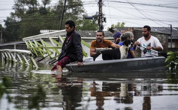 Brésil: plusieurs dizaines de morts dans le sud en raison des intempéries