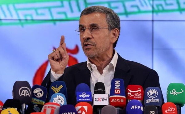 En Iran, l'ex-président Ahmadinejad se déclare candidat à la présidentielle