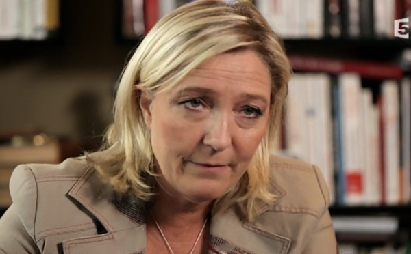 MARINE LE PEN SUGGÈRE À ANNE HIDALGO DE PORTER LE VOILE