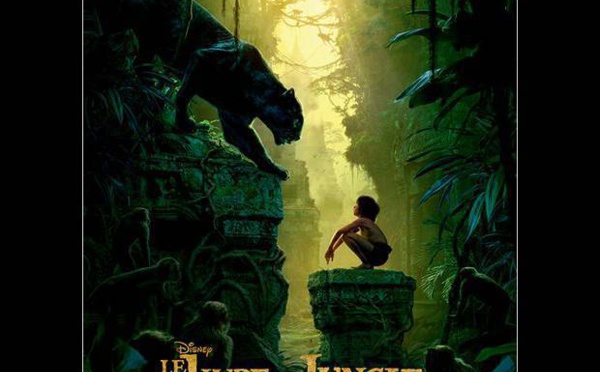Le Livre de la Jungle: Scarlett Johansson envoûtante en serpent devant Mowgli