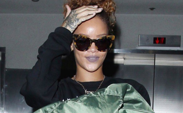  "Je suis une pu**"... Rihanna cash pour répondre aux rumeurs concernant Travis Scott !