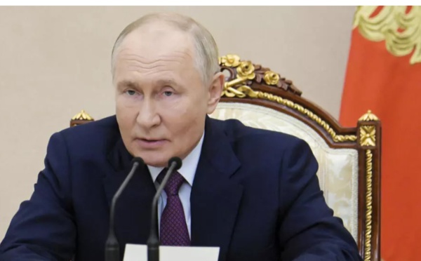 Russie: Vladimir Poutine annonce une révision de la doctrine nucléaire et menace les Occidentaux