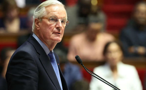 Gouvernement Barnier renversé : le Premier ministre a été reçu à l'Elysée pour remettre sa démission à Emmanuel Macron