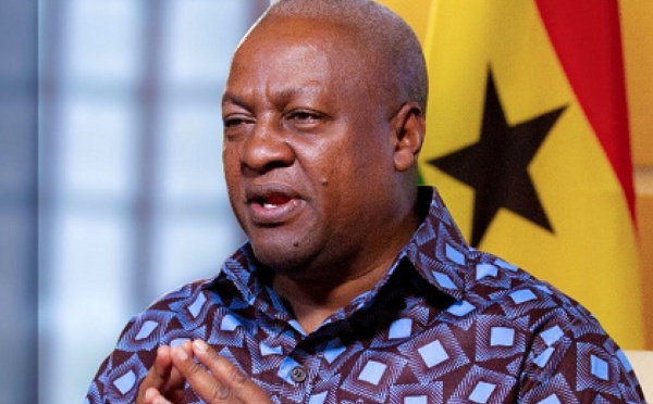 Présidentielle au Ghana: victoire de John Mahama, le candidat du parti au pouvoir reconnaît sa défaite