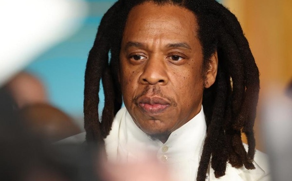 Le rappeur Jay-Z accusé d’avoir violé une adolescente avec P. Diddy