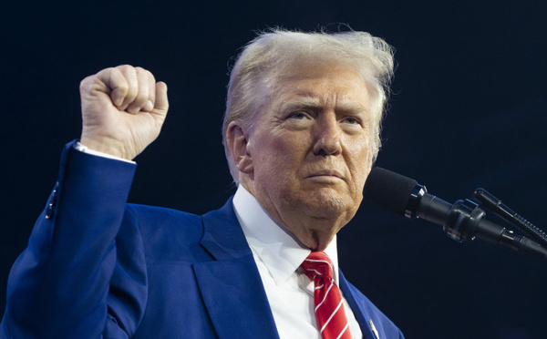 Accord de Paris, droits de douane, assaut du Capitole… Trump frappe très fort avec ses premières mesures