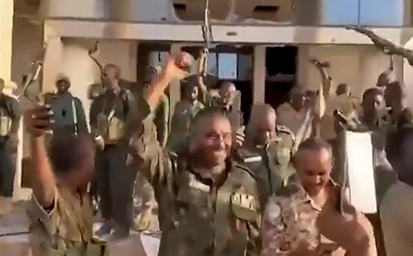 Soudan: l'armée annonce avoir repris le contrôle du palais présidentiel à Khartoum