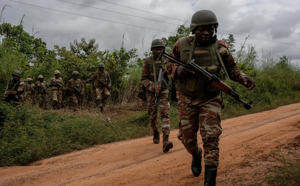Bénin : au moins 8 soldats tués dans une attaque revendiquée par JNIM dans la "zone Triple"