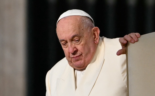 Décès du pape François : les dirigeants du monde entier lui rendent hommage