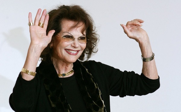 Mort de Claudia Cardinale : « Muse des plus grands, elle incarna avec éclat la liberté, la force et l’élégance »