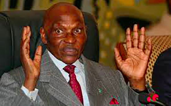Urgent: Me Abdoulaye Wade défie le Président Macky Sall et annonce son retour.
