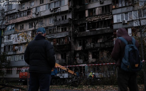 Ukraine: trois morts à Kiev dans une attaque de drones russes, annonce le maire