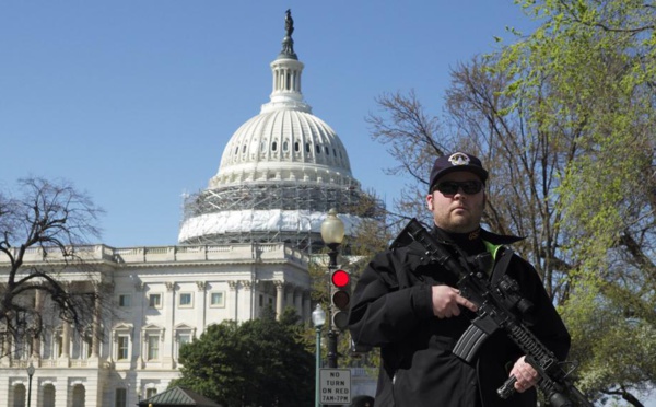 Washington: un tireur interpellé après des coups de feu dans le Capitole