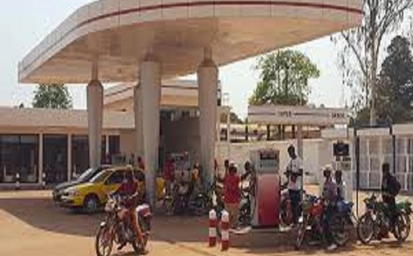 Centrafrique: un rapport dénonce un «cartel» des carburants qui maintient «artificiellement des prix élevés»
