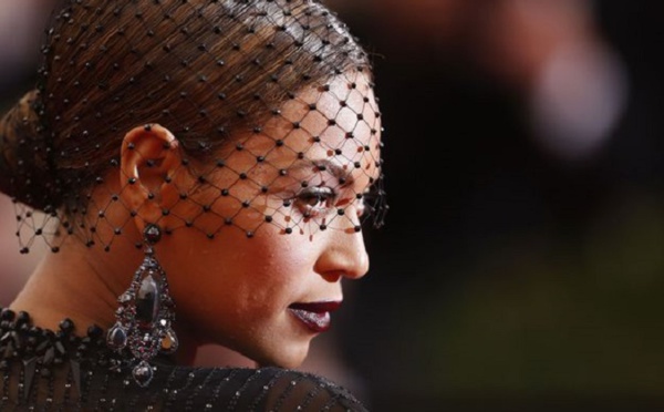 Beyoncé lance un film-album et parle de l'infidélité de Jay Z