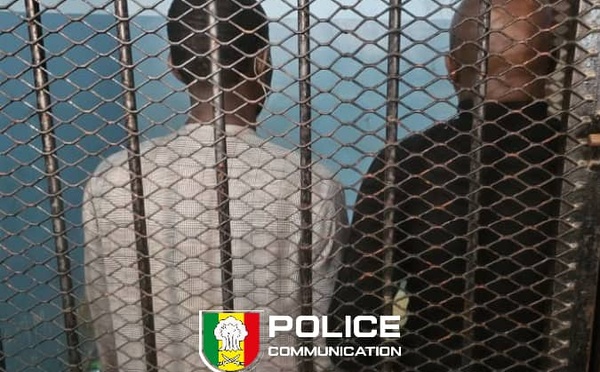 Trafic de documents officiels : deux professeurs, un surveillant et un étudiant arrêté (police)