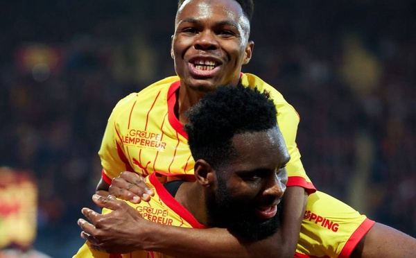 Ligue 1 : le RC Lens dévore Angers et récupère la première place