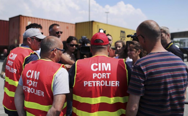Mouvement contre la loi Travail: le terminal pétrolier du Havre reste perturbé
