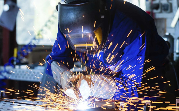 Industrie : Les prix à la production portés par le secteur extractif en février 2026