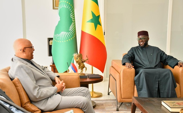 Coopération et migration : El Malick Ndiaye reçoit l’ambassadeur des Comores et la cheffe de mission de l’OIM