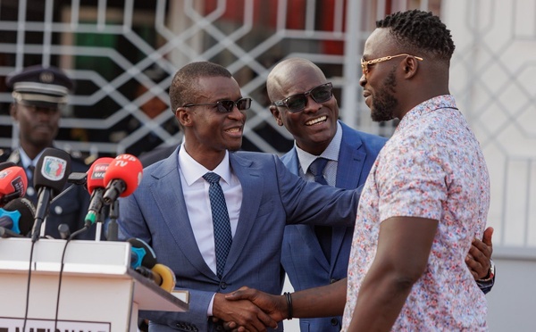 Civisme et citoyenneté : Le lutteur Siteu nommé ambassadeur de la police auprès des jeunes