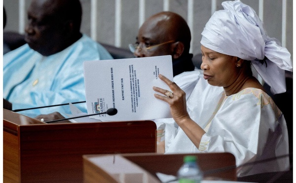 Annulation des procédures contre Farba Ngom : Aïssata Tall Sall parle d’un « coup dur » pour l’Assemblée nationale