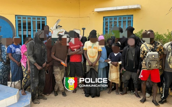 Migration irrégulière : 34 personnes interpellées à Mbour après une avarie en mer, dont un nourrisson de 6 mois