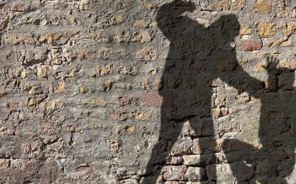 Grand Yoff : une affaire de paris sportifs se transforme en rixe, deux individus interpellés 