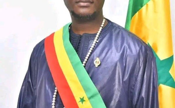 Sénégal: Cheikh Bara Ndiaye, député du parti au pouvoir, échappe à une arrestation des forces de l’ordre