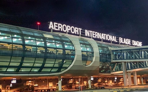 AIBD : les travailleurs déposent un préavis de grève et menacent de paralyser l’aéroport dès lundi prochain