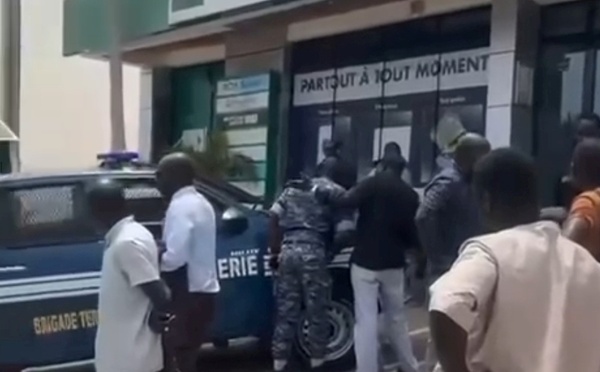 ​Yoff : une tentative de braquage déjouée à l’agence BOA, le suspect arrêté