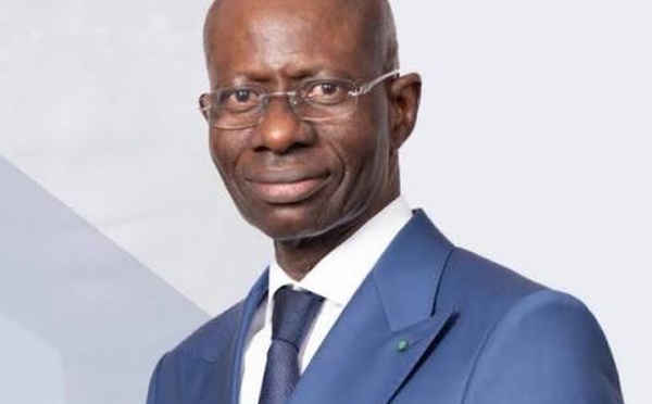 Enseignement supérieur : Le ministre Boubacar Camara réunit les directeurs du COUD et des CROUS