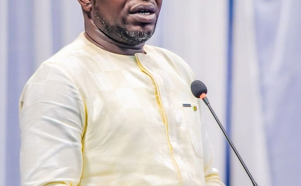 ​Thiès-Est : Me Ousmane Diagne assume le cumul maire-ministre et défend sa décision