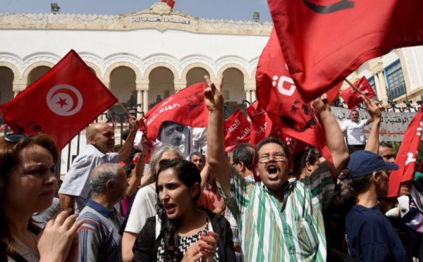 Tunisie: report du procès Belaïd après une audience mouvementée