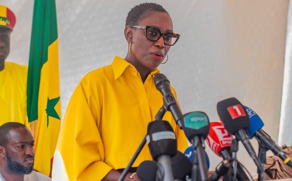 Sénégal : Aminata Touré apporte son soutien à la ministre Djirèye Clotilde Coly, victime d’attaques sexistes