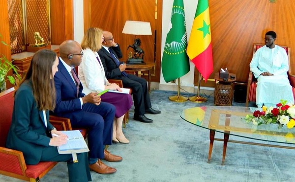 Partenariat stratégique : le Président Bassirou Diomaye Faye reçoit une délégation de Boeing 