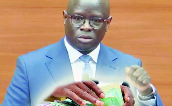 Fonds spéciaux de la Primature : Ousmane Sonko déballe, indexe Cheikh Diba et alerte sur des mouvements de 3 milliards FCFA