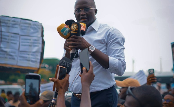 Tournée à Bignona : Yankhoba Diémé annonce un hôpital militaire, un pont et des routes pour Ziguinchor