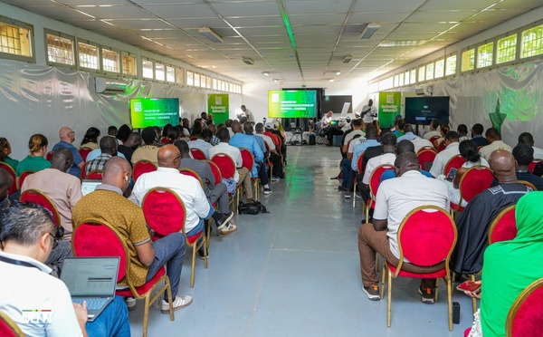 Organisation des JOJ 2026 : le ministre Samba Diouf supervise les tests technologiques à Kër AYO