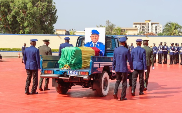 Hommage national : honneurs funèbres militaires et élévation à titre posthume du colonel Crépin Arsène Sambou