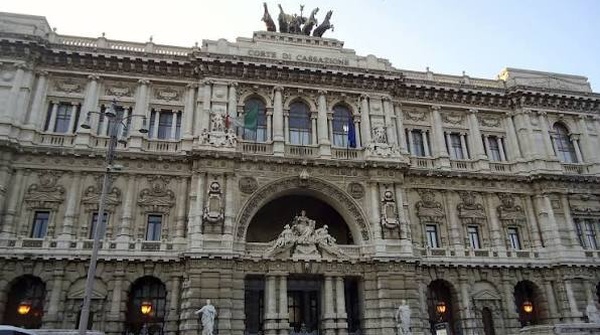 Rome : un Sénégalais aux 11 pseudonymes arrêté pour avoir agressé 7 femmes