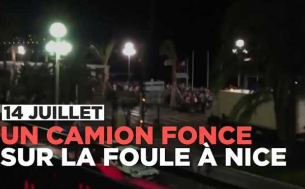 Attentat de Nice : un camion fonce dans la foule le 14-Juillet (Vidéo)