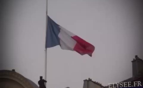 Attaque à Nice : Hollande décrète trois jours de deuil national