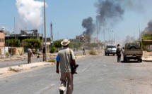 Libye: les forces pro-gouvernementales reprennent deux quartiers de Syrte à l'EI